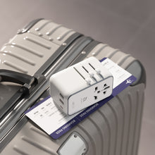 將圖片載入圖庫檢視器 T70L 70W 七合一旅行萬用伸縮線電源供應器 搭配 M100+ USB3.1 Gen2 充電傳輸線