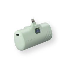 將圖片載入圖庫檢視器 GRAVITY F5L Lightning LED 顯示口袋型行動電源 搭配 OMNIA X6i 66W USB-C 三孔迷你快速電源供應器