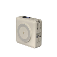 將圖片載入圖庫檢視器 GRAVITY X5 USB-C & Lightning 五合一萬用磁吸行動電源 搭配 OMNIA A1+ Apple Watch 磁吸無線充電器