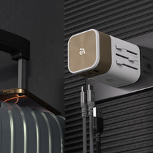 將圖片載入圖庫檢視器 T45 45W 旅行電源供應器 搭配 S120 USB-C 對 USB-C 60W 編織充電線 (120CM)