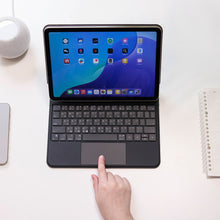 將圖片載入圖庫檢視器 MATRIX 11 iPad 11" 磁吸巧控鍵盤 搭配 PEN II iPad 石墨烯觸控筆