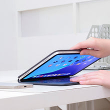 將圖片載入圖庫檢視器 MATRIX 11 iPad 11" 磁吸巧控鍵盤 搭配 PEN II iPad 石墨烯觸控筆