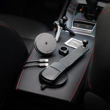 將圖片載入圖庫檢視器 CQ3 Qi2.2 25W 制冷款車用磁吸充電器 搭配 OMNIA C1 Pro 83W超大功率雙孔車充