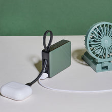 將圖片載入圖庫檢視器 GRAVITY 30W 自帶線快充行動電源 搭配 EVE II 飛機用藍牙音訊收發器