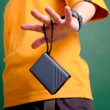 將圖片載入圖庫檢視器 GRAVITY 30W 自帶線快充行動電源 搭配 EVE II 飛機用藍牙音訊收發器