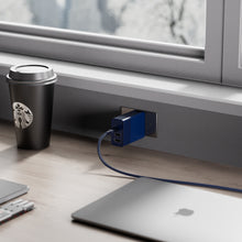 將圖片載入圖庫檢視器 GaN Hub 65W 氮化鎵影像傳輸電源供應器 搭配 Mac 360 鋁合金旋轉折疊式支架