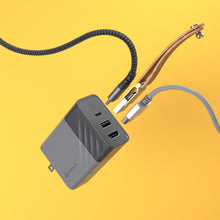 將圖片載入圖庫檢視器 GaN Hub 65W 氮化鎵影像傳輸電源供應器 搭配 Mac 360 鋁合金旋轉折疊式支架