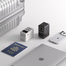 將圖片載入圖庫檢視器 T100D 100W 數顯型旅行萬用電源供應器 搭配 VIONTA T1S 自帶線固態式行動電源