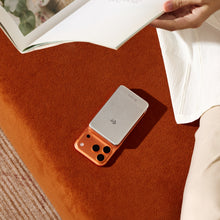 將圖片載入圖庫檢視器 VIONTA Air 10 Qi2 25W 固態式磁吸行動電源 搭配 VIONTA PB1 行動電源防爆袋