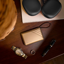 將圖片載入圖庫檢視器 VIONTA GQ2 Qi2 自帶線雙接頭行動電源