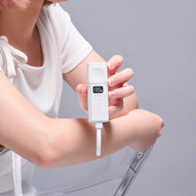 將圖片載入圖庫檢視器 VIONTA P5 Pro 五合一口袋型行動電源 + P3 USB-C 33W 迷你快充電源供應器