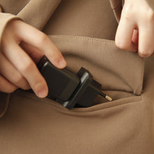 將圖片載入圖庫檢視器 OMNIA P3 USB-C 33W迷你快充電源供應器