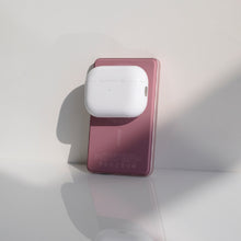 將圖片載入圖庫檢視器 [新品上市] VIONTA L10 超薄型磁吸行動電源 + T45 45W 旅行電源供應器
