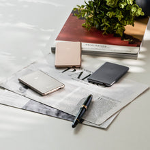 將圖片載入圖庫檢視器 VIONTA Q5 Qi2 超薄款磁吸行動電源
