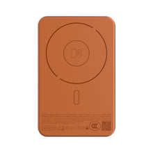 將圖片載入圖庫檢視器 VIONTA M10 磁吸無線行動電源 10000mAh 搭配 EVE II 飛機用藍牙音訊收發器
