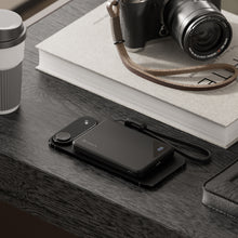 將圖片載入圖庫檢視器 [新品預購] VIONTA A5 Qi2 固態式行動電源（黑）
