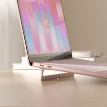將圖片載入圖庫檢視器 STAND Air 超薄筆電支架 搭配 STAND DS1 直立式筆電支架 &amp; Hub SE10 USB-C 十合一多功能集線器
