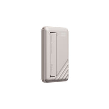 將圖片載入圖庫檢視器 【iPhone 18 必備組合】VIONTA D5 Qi2 固態式支架磁吸行動電源 搭配 iLinio C100 USB-C 100W 磁吸充電線 (一組二入)
