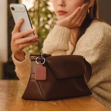 將圖片載入圖庫檢視器 AVISTAR C01 超微型智慧全球定位卡
