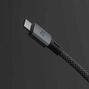CASA MP200 USB-C 對 USB-C 240W 磁吸充電線 黑色