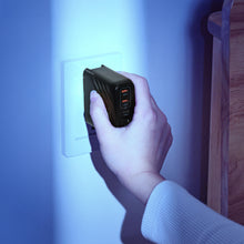 將圖片載入圖庫檢視器 [新品上市] P100 GaN 100W 四孔快速電源供應器 + M100+ USB 3.1 Gen 2 USB-C 對 USB-A 充電傳輸線

