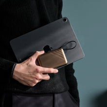 將圖片載入圖庫檢視器 VIONTA GQ2 Qi2 自帶線雙接頭行動電源
