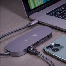 將圖片載入圖庫檢視器 [雙11全能快充GO] CASA Hub S - USB-C 5合1  外接 SSD 固態硬碟集線器 240G
