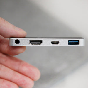 CASA Hub S4 USB−C 四合一 Microsoft Surface Go 集線器 黑銀
