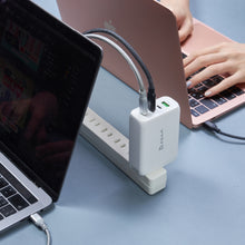 將圖片載入圖庫檢視器 OMNIA Pro 130 130W 4孔旅行萬用快速電源供應器 + PeAk II USB-C to Lightning Cable C200B 金屬編織傳輸線
