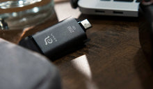將圖片載入圖庫檢視器 iKlips C - 蘋果MFi 認證 iPhone專用 Lightning &amp; USB−C 雙向智慧隨身碟
